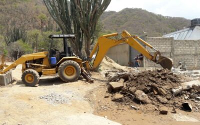 Distrito Inmovilizó Retro Excavadora En El Parque Dumbira De Taganga